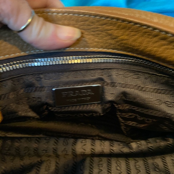Authentic Parada camel color purse - Picture 4 of 7
